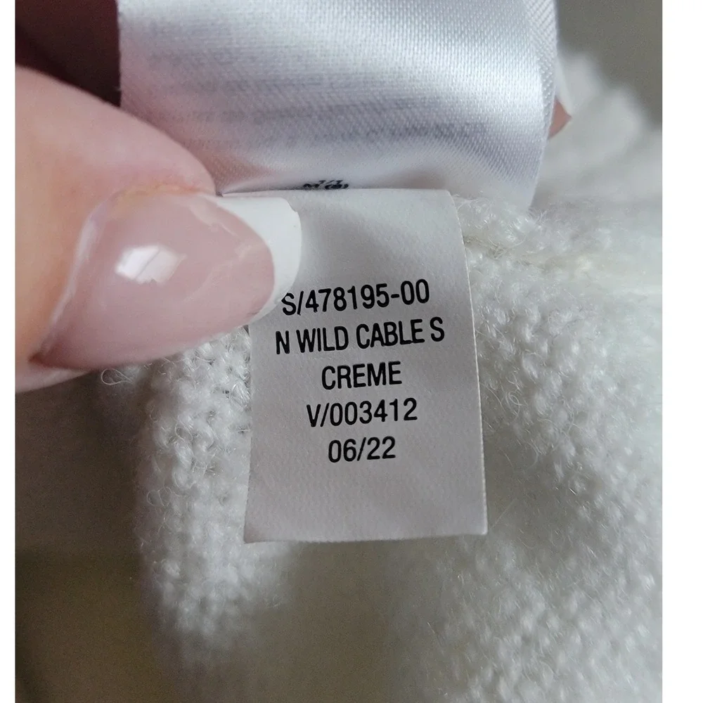 Old Navy Girls M 8 Fair Isle Fuzzy Knit Sweater White Purple Geometric Pullover